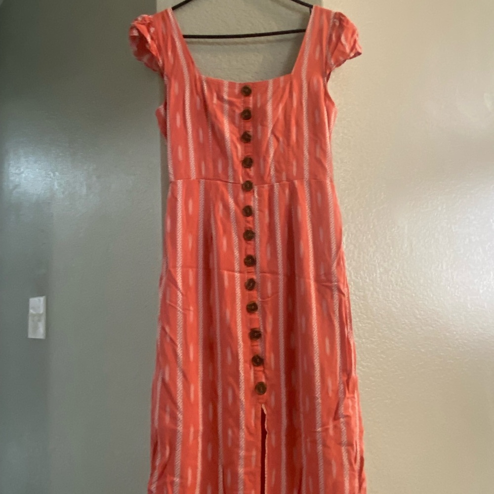 Medium size midi dress